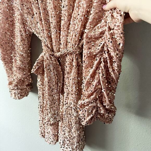 Boohoo Pink Sequin Mini Dress - Picture 5 of 13